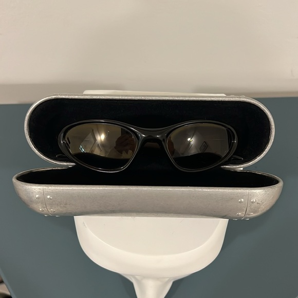 Vintage - Oakley early 2000's Bug-Eye Sunglasses RARE w/Steel Case - Picture 8 of 9
